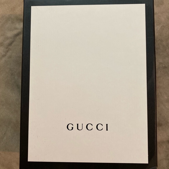 GG Marmont matelassé leather super mini bag - Picture 9 of 11